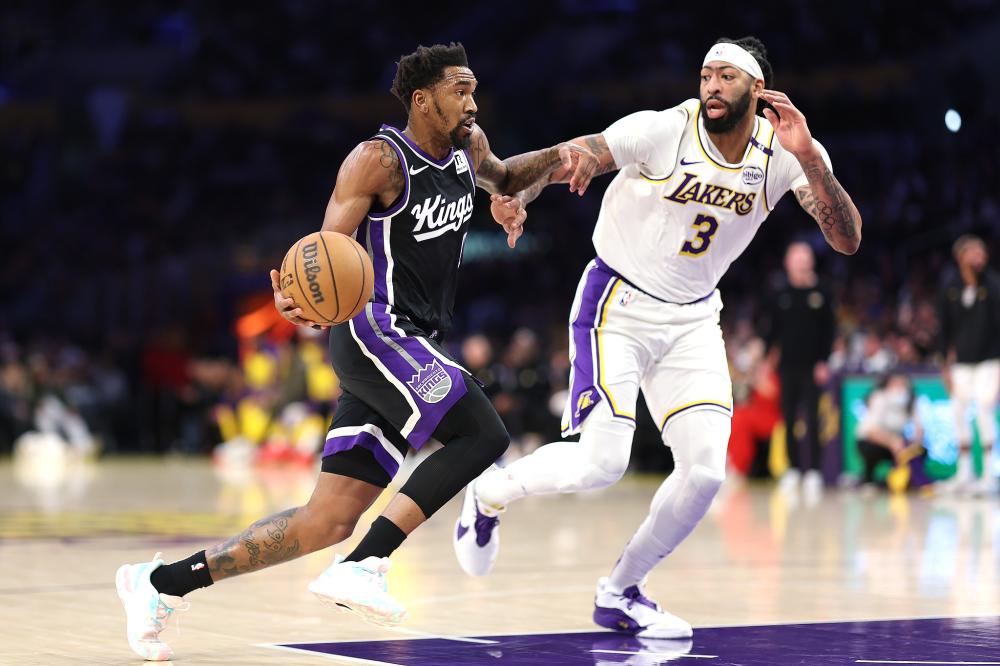 伍在首轮意 伍在首轮意