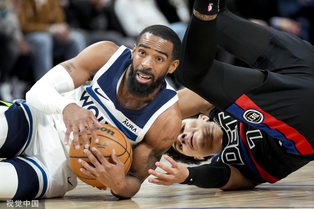 现也让球迷 现也让球迷